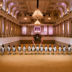 Spanische Hofreitschule Wien mit Reitvorführung in barockem Saal